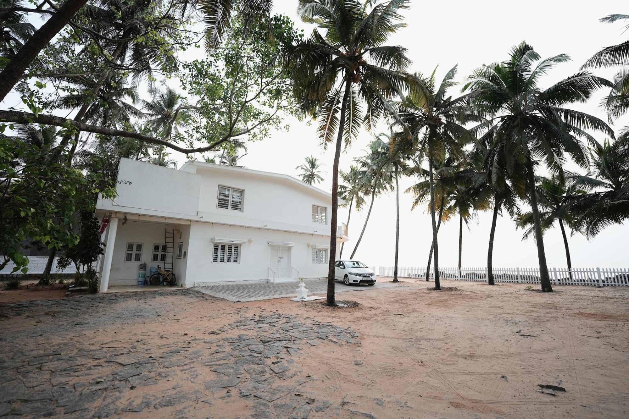 Beach At The White House Udupi Esterno foto